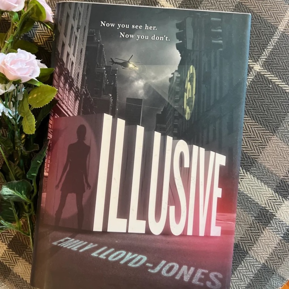 Book Illusive Emily Lloyd-Jones
